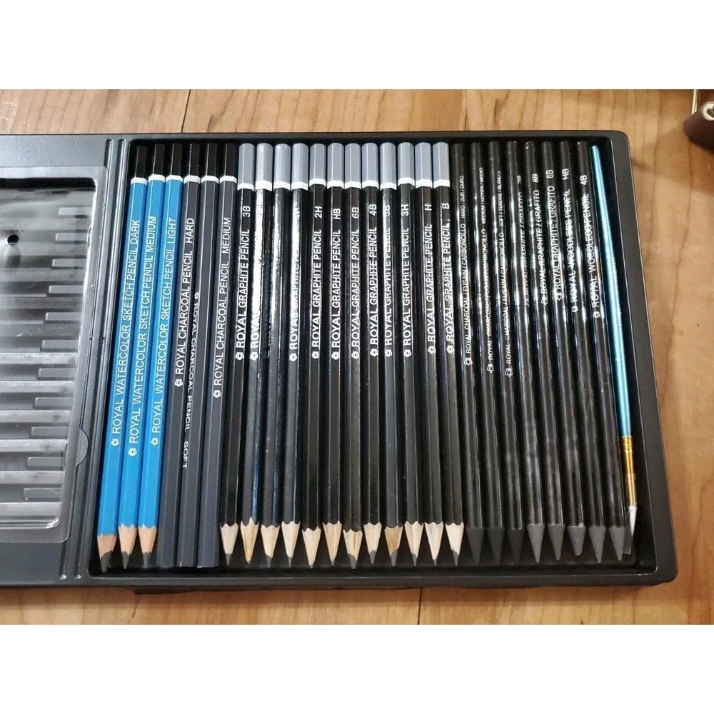 Deluxe Sketching Drawing Set Royal Langnickel Pastels Pencils With Case‎